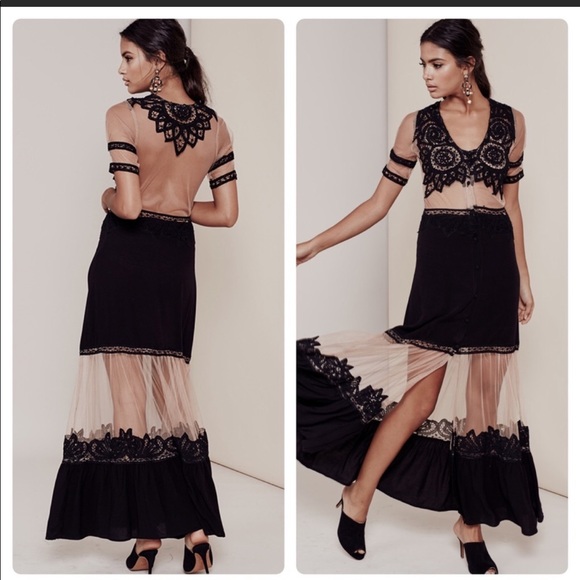 For Love And Lemons Dresses & Skirts - For Love and Lemons Carmine Maxi Dress